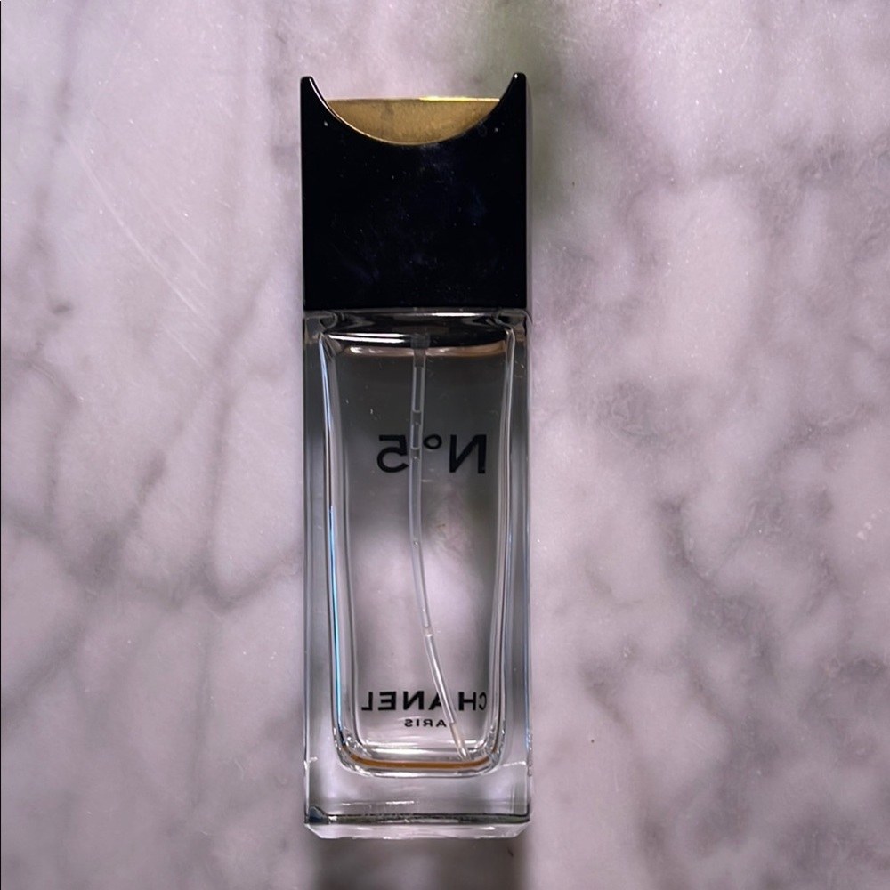 EMPTY CHANEL N°5 Eau de Toilette Perfume Bottle for collectors. Made in France. - Picture 2 of 11